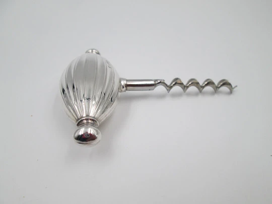 Pedro Duran corkscrew. 925 sterling silver. Ribbed design. Box. 1990's. Spain