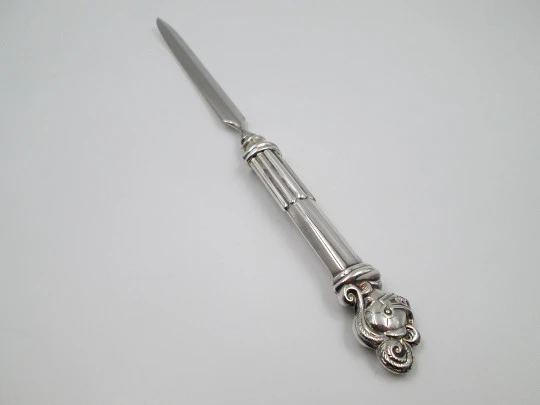 Pedro Duran desk letter opener. 925 sterling silver. Knight helmet motif. 1990's. Spain