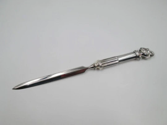 Pedro Duran desk letter opener. 925 sterling silver. Knight helmet motif. 1990's. Spain