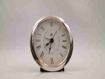 Pedro Duran table alarm clock. Sterling silver. Oval shape. Quartz movement. 1990's. Spain