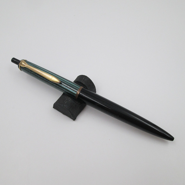 Bolígrafo De Gel BEILUNER Metal 312 - 0.5 Mm, Diseño Hexagonal, Lacado Piano Negro Y Oro 24K, Con Recambio