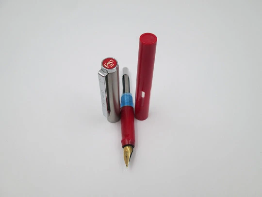 Pelikan Pelikano P450 fountain pen. Stainless steel & red plastic. Cartridge. Box. 1980's