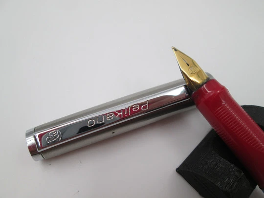 Pelikan Pelikano P450 fountain pen. Stainless steel & red plastic. Cartridge. Box. 1980's