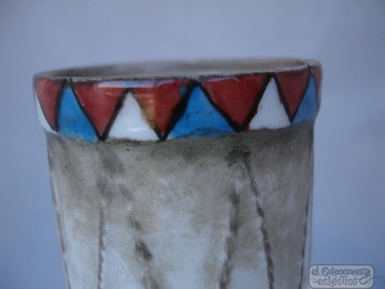 Pencil cup. Drum. Limoges porcelain. France. 1930s. Red, blue and white