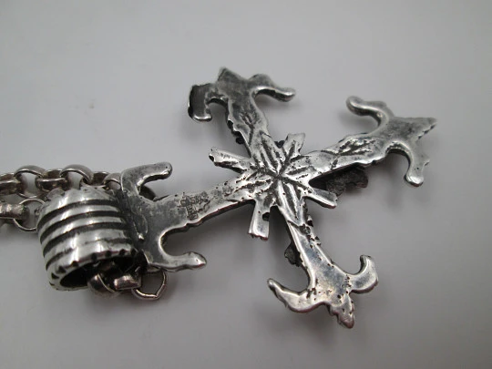 Pendant crucifix with braided links chain. Sterling silver. Thick ring on top. 1980's. Spain