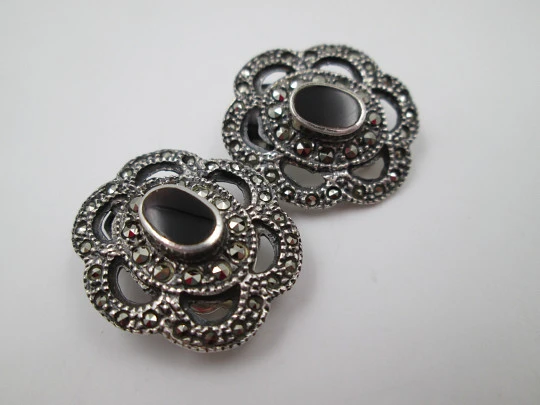 Pendientes clip mujer. Plata de ley 925, piedras negras y marquesitas. 1960