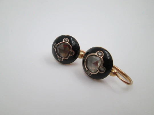 Pendientes oro 18k. Esmalte negro y diamantes talla antigua. 1900