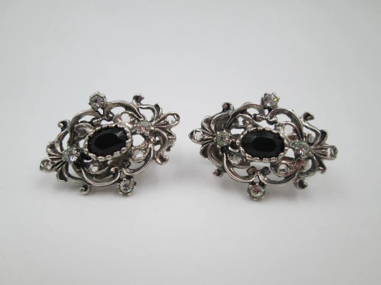 Pendientes para mujer. Plata ley 925. Gemas blancas y negras. Cierre de clip. 1980