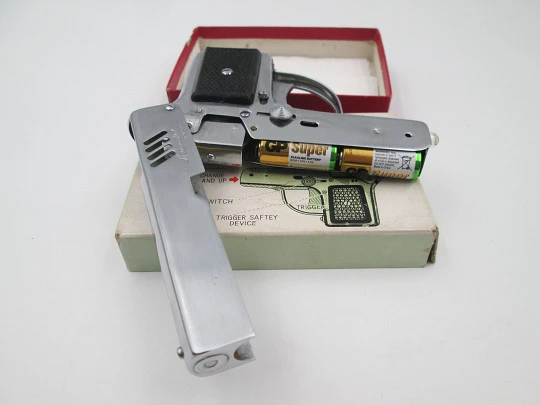 Penguin pocket petrol lighter. Aurora 45 pistol. Silver plated metal & black resin. Box. 1960's Penguin pocket petrol lighter. Aurora 45 pistol. Silver plated metal & black resin. Box. 1960's