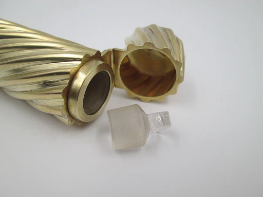 Perfume / Scent Bottle. Sterling Silver. Vermeil. Sampson Mordan