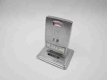 Petrus office desk perpetual calendar. Silver plated metal & black lacquer. 1970's. Spain