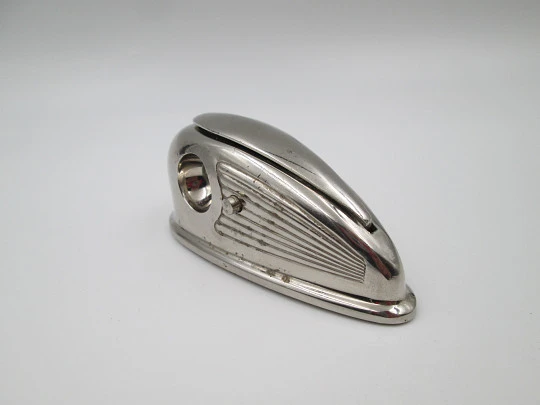 Pfeilring Solingen art deco cigar cutter. Silver plated metal. Ribbed motifs. 1930's. Germany