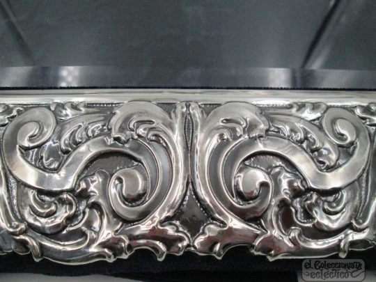 Photo frame. Embossed sterling silver. Scrolls & vegetable motifs. 1970's