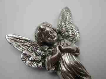 Pila benditera Ángel de la Guarda. Plata de ley 925. Motivos florales. 1980. España