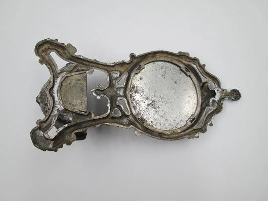 Pila benditera Santuario de Notre-Dame de Lourdes. Metal plateado. Emile Dropsy. 1920