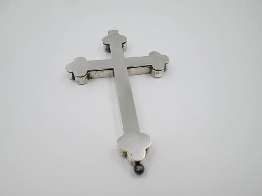 Pilgrim's cross with reliquary. Silver plated metal. Spain. 1940's