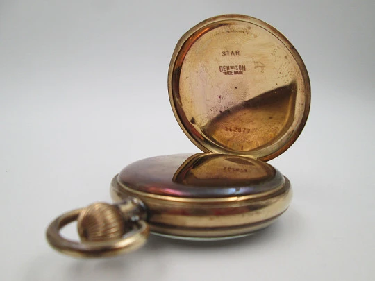 Pinnacle open-face pocket watch. Gold plated metal. Stem winding. England / Swiss. 1930's