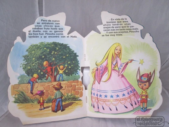 Pinocchio. Die-cut book. Boga publisher. 1974. Spain. F. Hidalgo