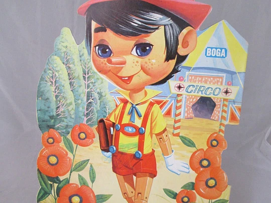 Pinocchio. Die-cut book. Boga publisher. 1974. Spain. F. Hidalgo