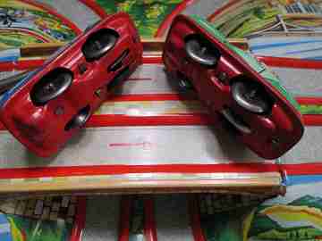 Pista automatizada Technofix. Autopista-Viaducto. 1960. Hojalata. Coches