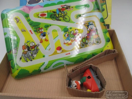 Pista mecánica Donald conductor. Geyper. Coche a cuerda. 1965. Caja Pista mecánica Donald conductor. Geyper. Coche a cuerda. 1965. Caja