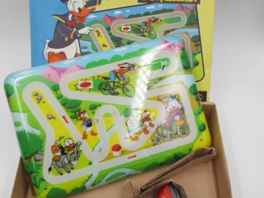 Pista mecánica Donald conductor. Geyper. Coche a cuerda. 1965. Caja Pista mecánica Donald conductor. Geyper. Coche a cuerda. 1965. Caja