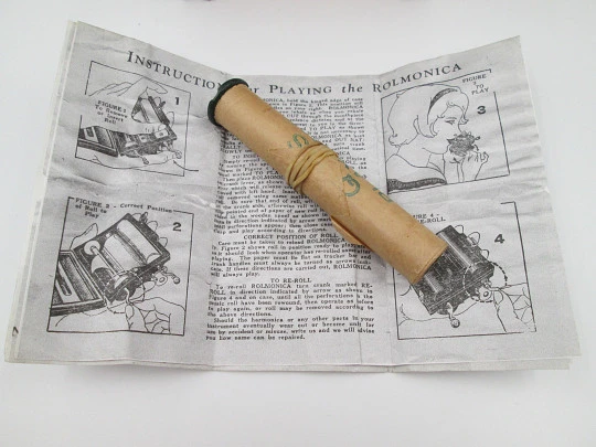 PlaRola Organ portable automatic harmonica. Lithographed tinplate. Perforated rolls. 1930's
