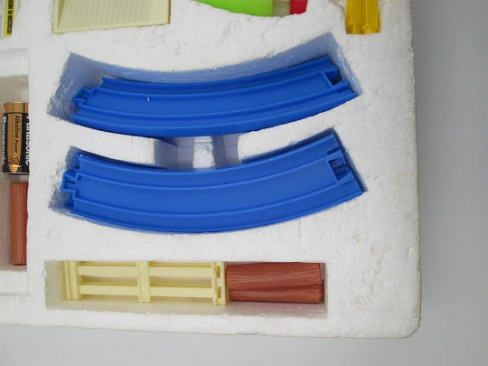 Play-Rail Geyper electrical train set. Colours plastic. Battery. Spain. 1980's Play-Rail Geyper electrical train set. Colours plastic. Battery. Spain. 1980's