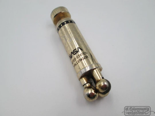 Pocket lighter. NASA Challenger. Golden metal. Compass. Petrol. 1980's