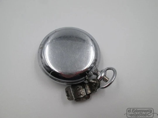 Podómetro francés de bolsillo. Metal plateado. 1930. Cien mil pasos