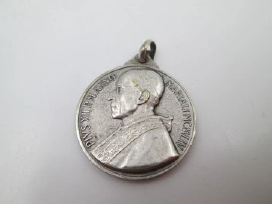 Pope Pius XII medal. Marian year 1954. Silver plated metal. High relief. Ring & hole