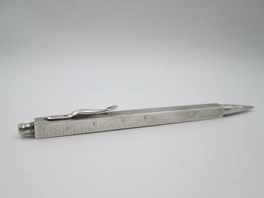 Portaminas metro centímetros / pulgadas plata esterlina. Sistema rotatorio. 1920