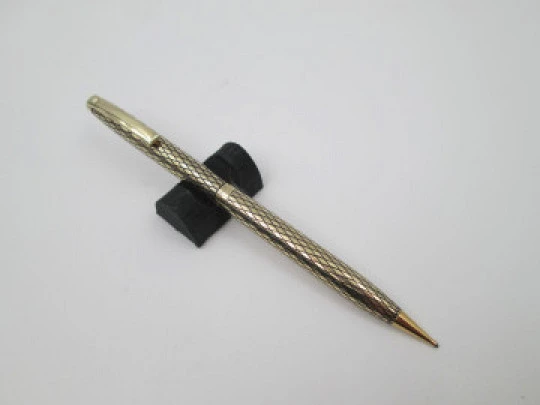 Portaminas Sheaffer Imperial Sovereign. Laminado oro 14k. Patrón diamante. Giratorio