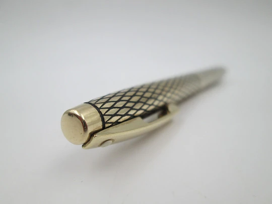 Portaminas Sheaffer Imperial Sovereign. Laminado oro 14k. Patrón diamante. Giratorio