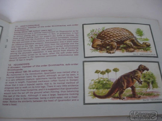 Prehistoric reptiles. Crosse & Blackwell. 1969. 20 colour stickers