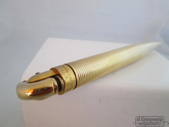 Propelling pencil & petrol lighter Flamine. 1940's. Gold plated. France