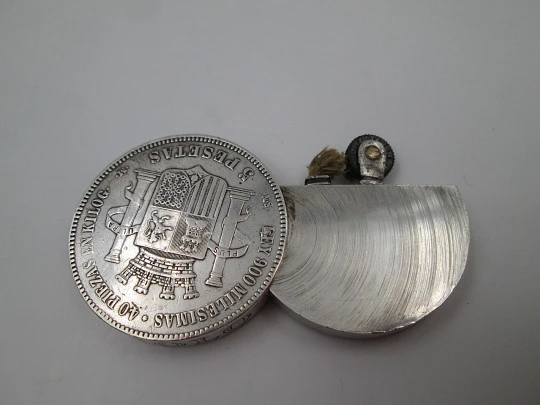 Provisional Government 5 pesetas coin (1870) pocket petrol lighter. Sterling silver. Spain