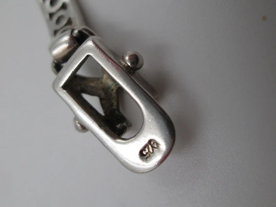 Pulsera articulada mujer eslabones alternos. Plata de ley y gemas blancas. Europa. 1990