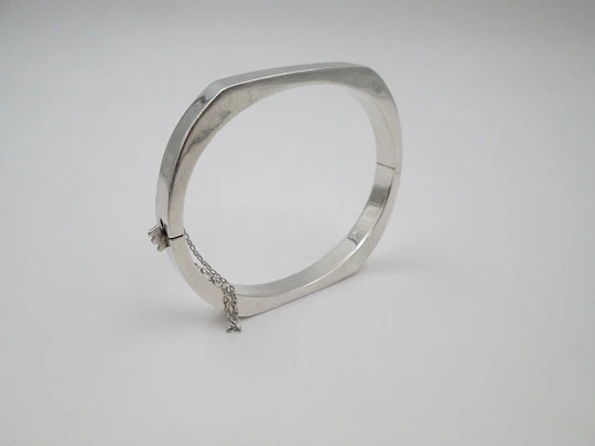 Pulsera brazalete tubular cuadrado mujer. Plata de ley 925. Cierre seguridad. 1980