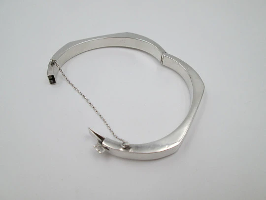 Pulsera brazalete tubular cuadrado mujer. Plata de ley 925. Cierre seguridad. 1980