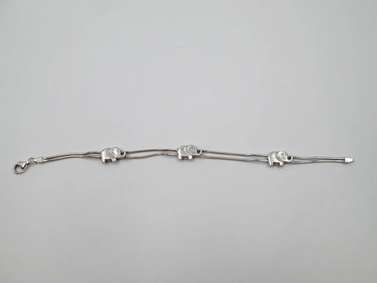 Pulsera doble hilo para mujer. Plata de ley 925. Motivos de elefantes. 1990