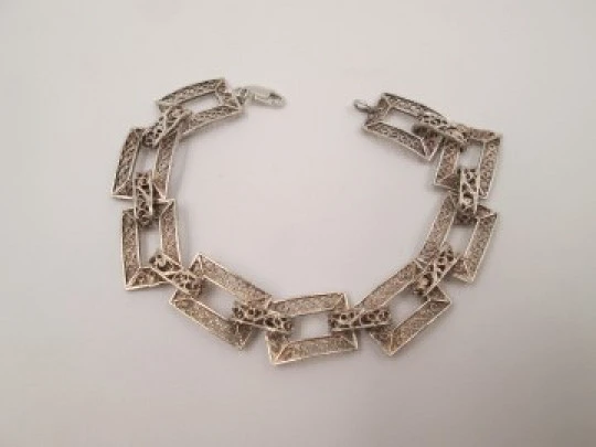 Pulsera mujer plata de ley 925. Rectángulos calados filigrana. 1980