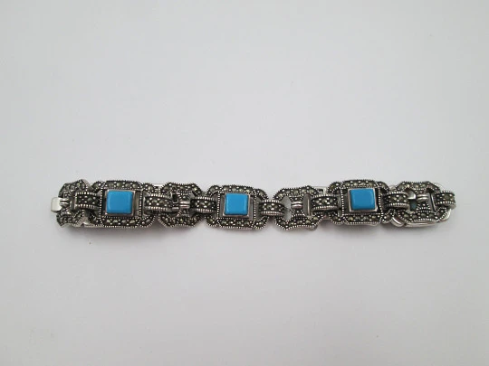 Pulsera para mujer en plata de ley. Turquesas y marquesitas. Cierre pestaña. 1970. Europa