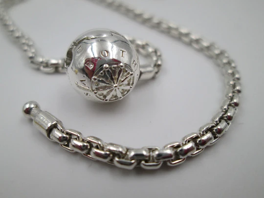 Pulsera trenzada mujer Thomas Sabo. Plata de ley 925. Cuatro charms