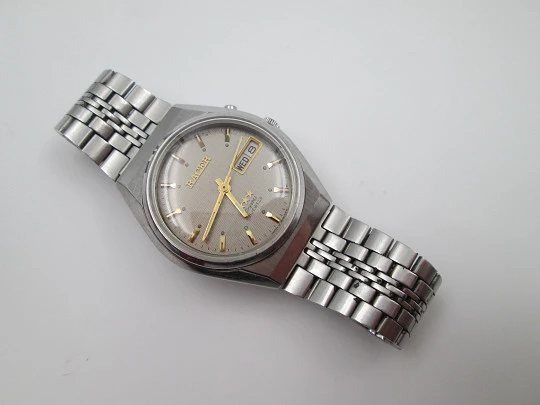 Racer Crystal 3 Stars. Stainless steel. Automatic. Calendar. 1980's. Japan