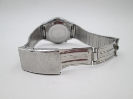 Radiant Blumar. Stainless steel. Automatic. Calendar. Bracelet. 1970's