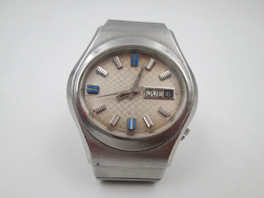 Radiant Blumar. Stainless steel. Automatic. Calendar. Bracelet. 1970's