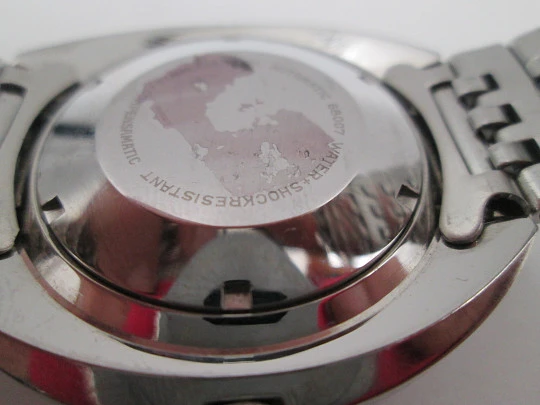 Radiant Blumar. Steel. Elliptical case. Automatic. Calendar. Bracelet. 1970's Radiant Blumar. Steel. Elliptical case. Automatic. Calendar. Bracelet. 1970's