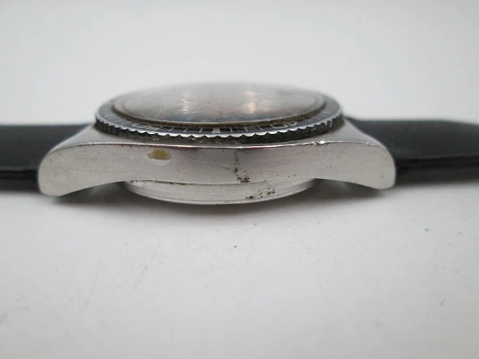 Radiant Dynamic Diver. Stainless steel. Automatic. Calendar. Leather strap. 1970's