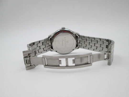 Radiant Prestige. Automatic. Calendar. Stainless steel. Bracelet. 2010's